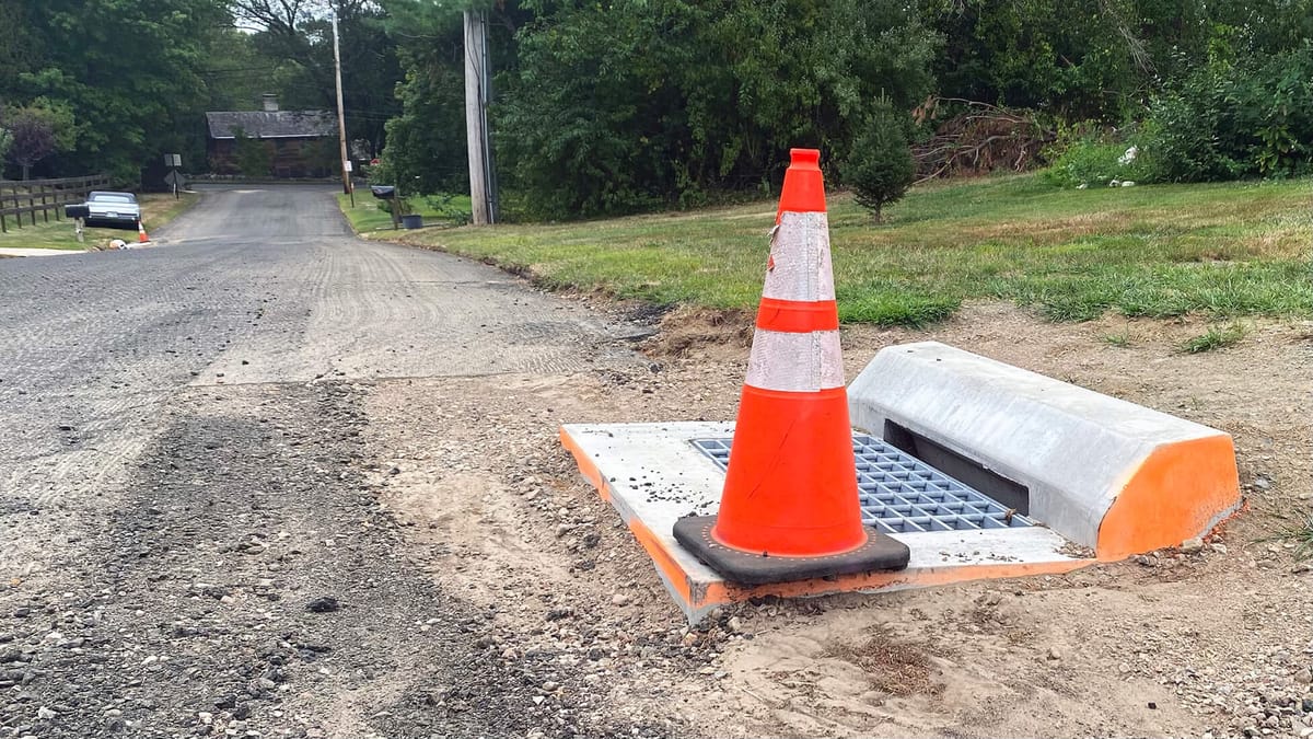 Road Work in Focus: A Photo Essay on Signs, Streets, and What’s Ahead